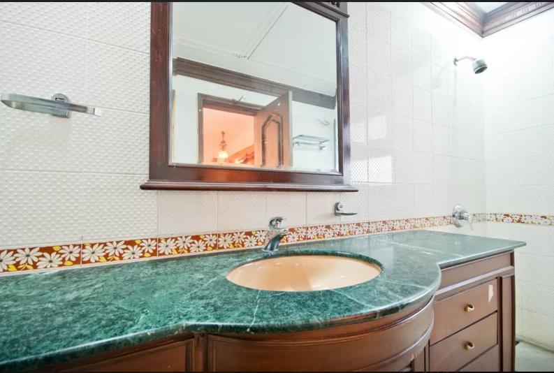 33 Bed & Breakfast 3*