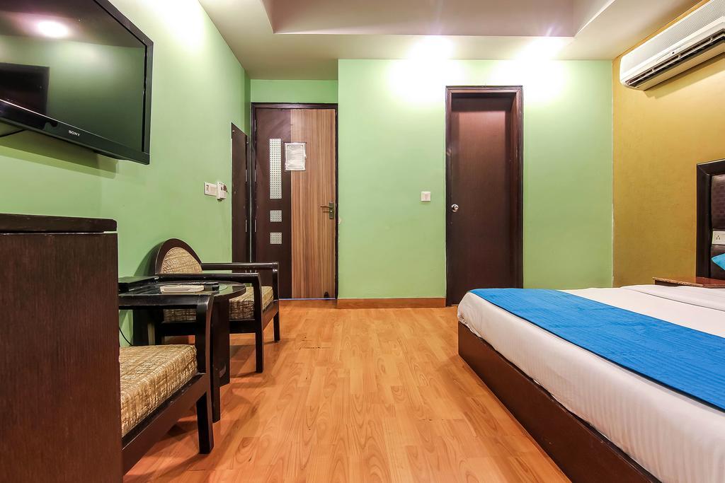 Hotel Vedas Heritage - Karol Bagh
