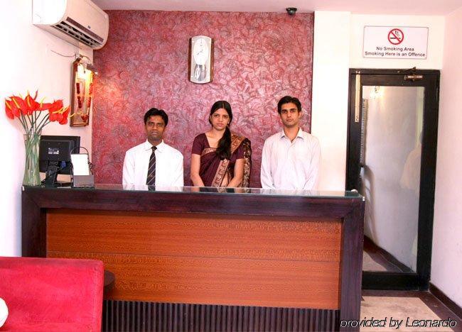 Shanti Palace West 3*