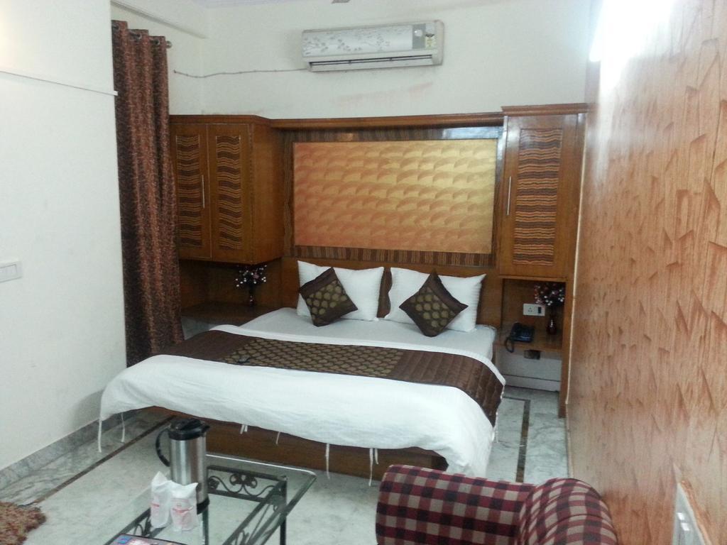 Richmond Hotel 3*