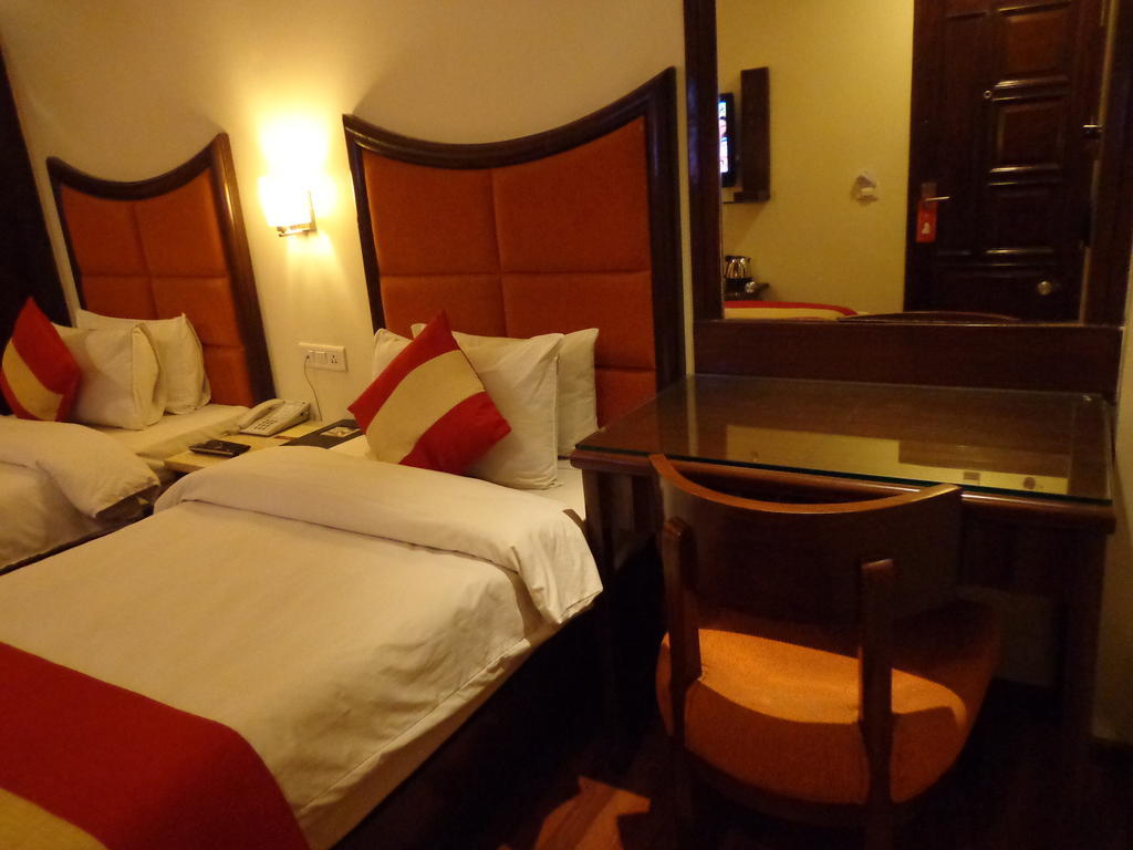Hotel Aura - Railway Station New Delhi