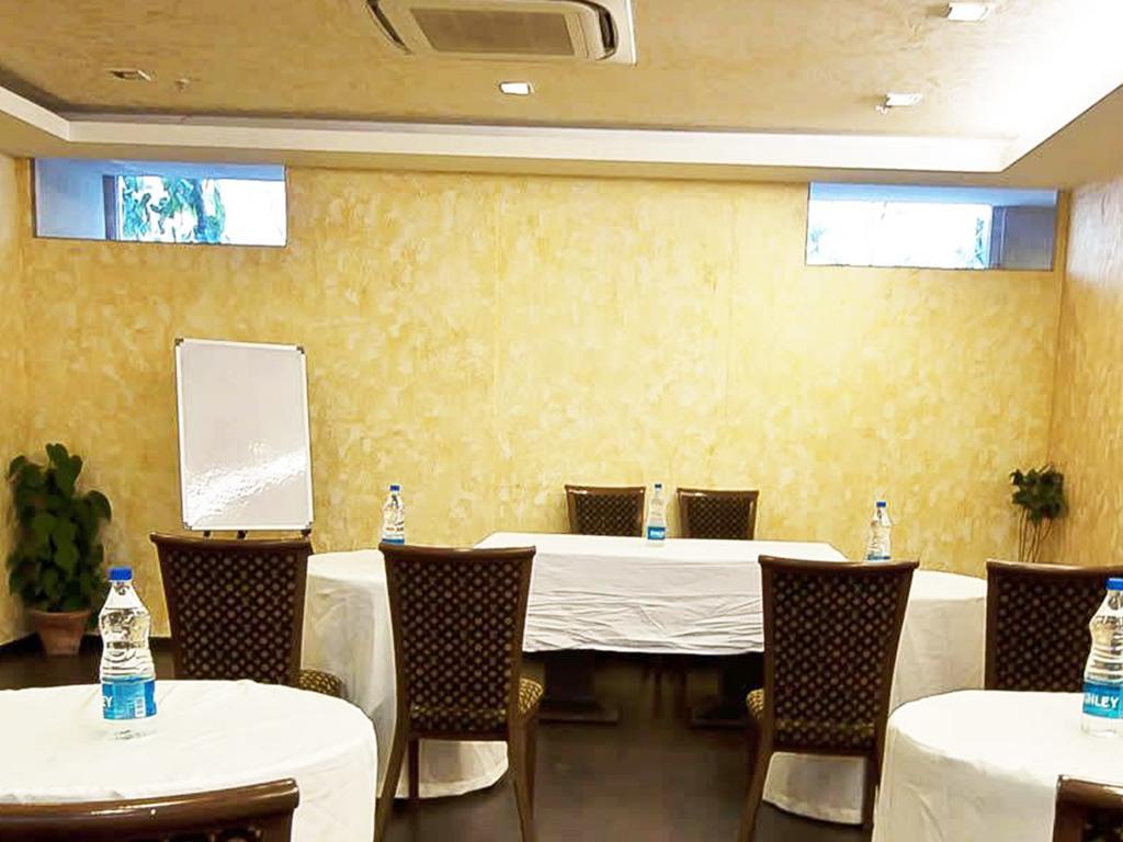 Hotel Divine Paradise Tavisha New Delhi
