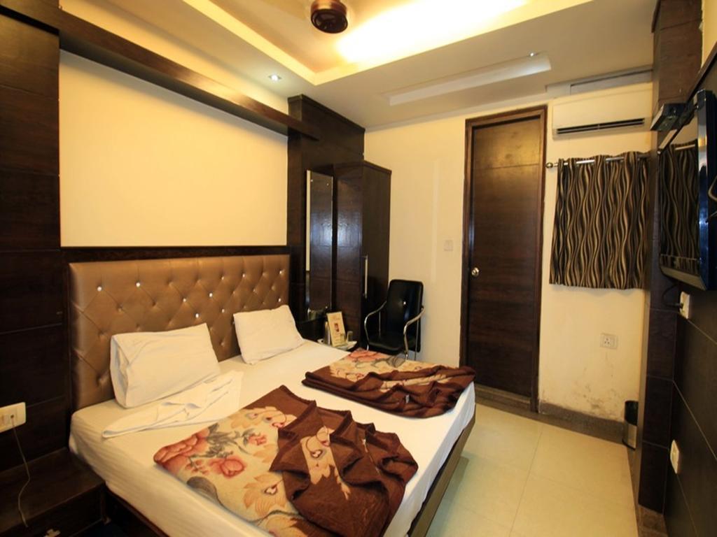 Hotel Adb Chander Palace