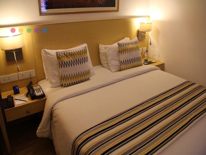 Hotel Zone Connect By The Park Saket