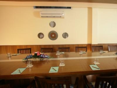 Hotel ​justa Panchsheel Park