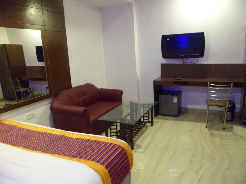 Nirmal Mahal - Paharganj -
