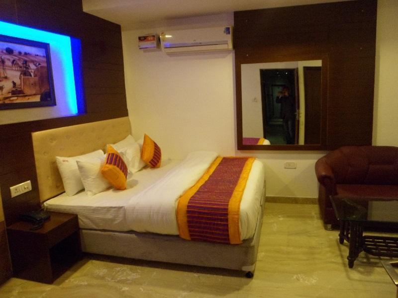 Hotel Nirmal Mahal - Paharganj - 3*
