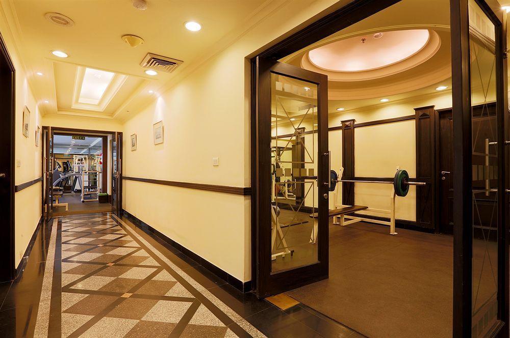 Hotel Townhouse 517 La Sapphire Near Delhi Airport