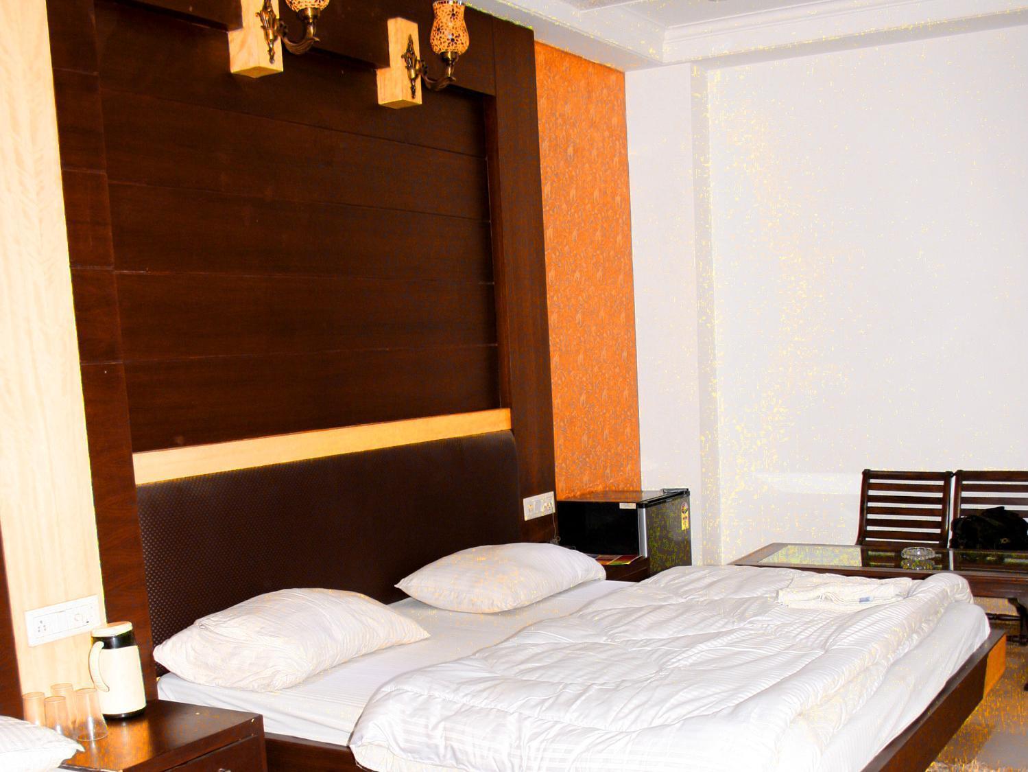 Delhi Heart At Railway Station Hotel New Delhi