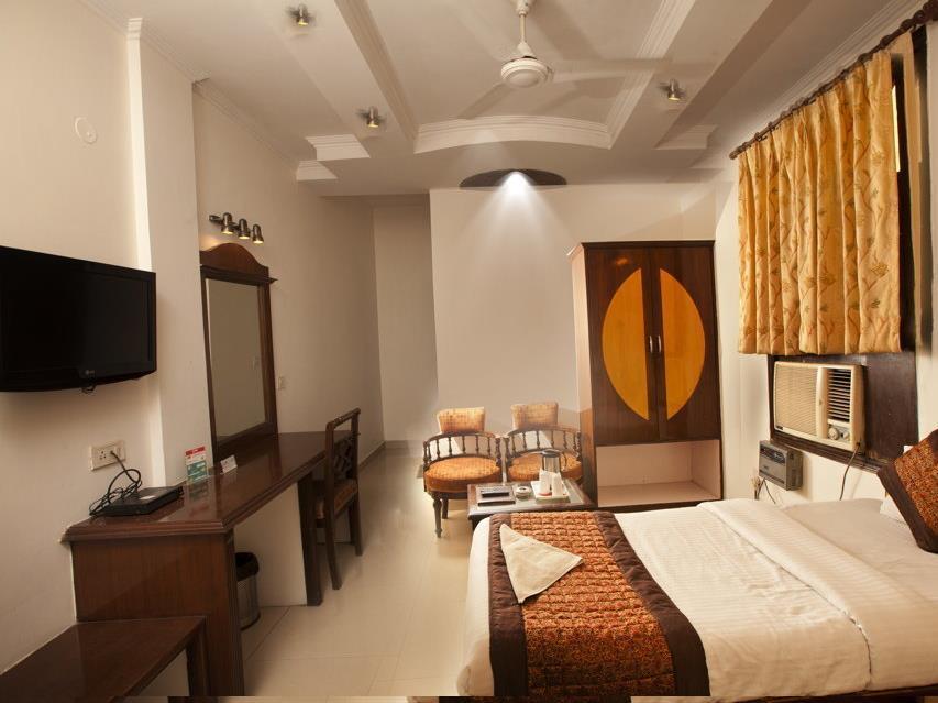Treebo Paras International Hotel Delhi (National Capital Territory of India)