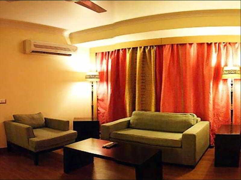 ​justa Panchsheel Park 4* New Delhi