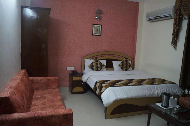 Treebo Paras International Delhi (National Capital Territory of India)