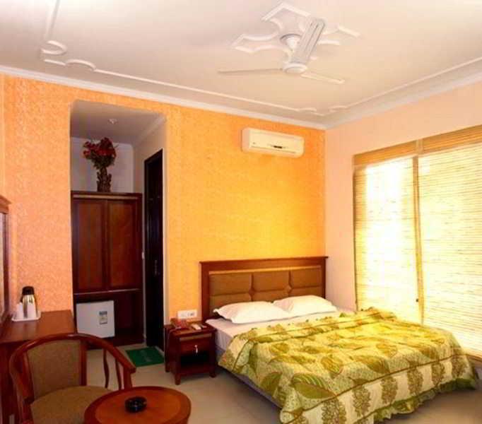 Hotel Sunrise 3*