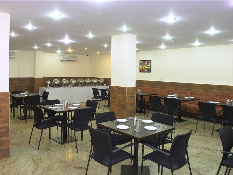 Vedas Heritage - Karol Bagh