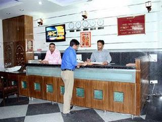 Hotel Sun Village Near Railway Station