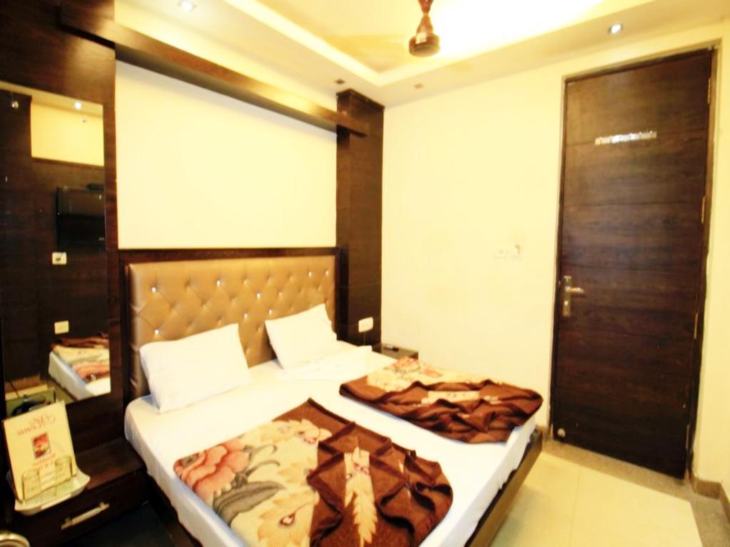Adb Chander Palace