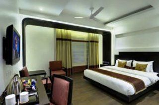 Baba Deluxe Near Railway Station And Center -by Rcg New Delhi