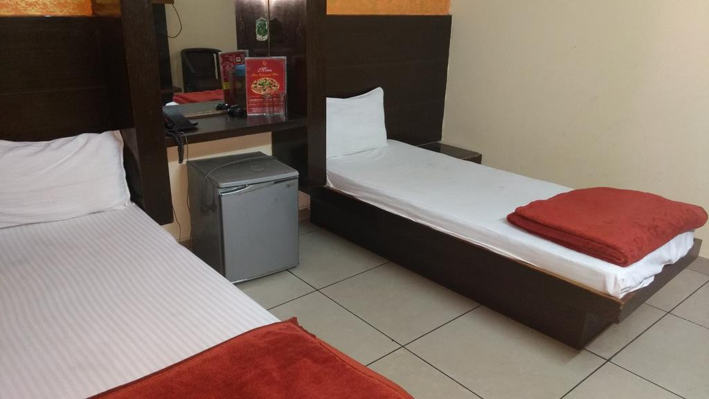 Hotel Sun Village Near Railway Station