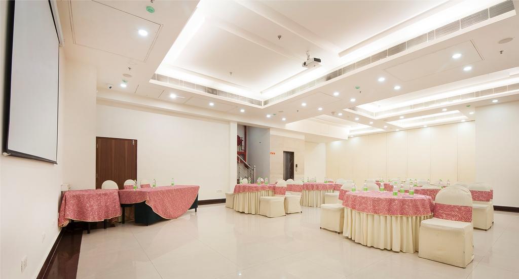 Regent Grand Hotel New Delhi