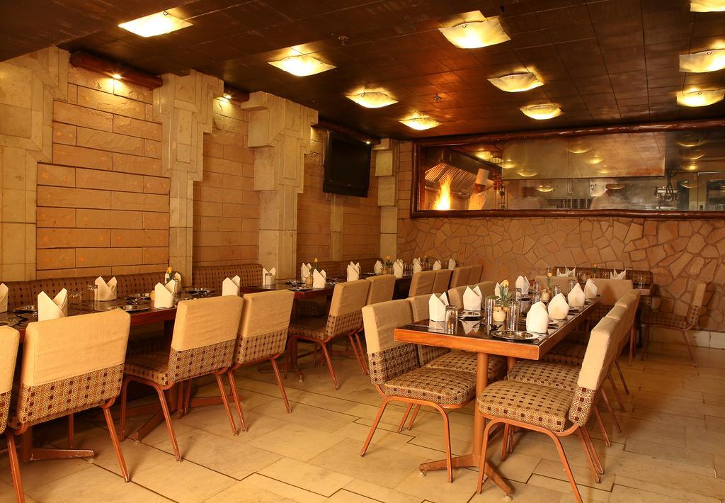 Alka Classic New Delhi