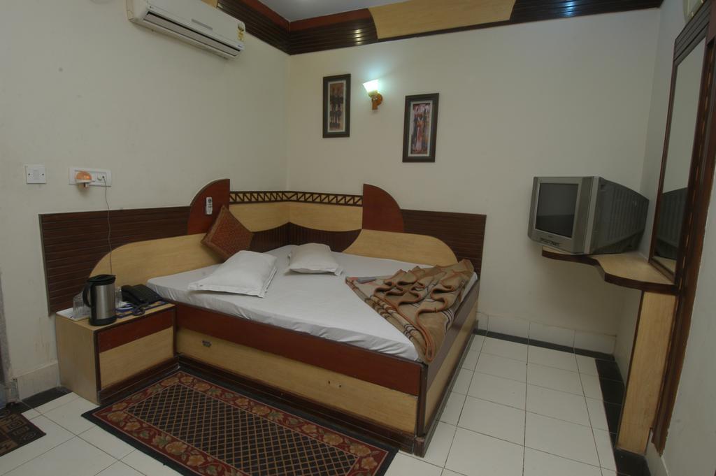 Bed & Breakfast Shiv Palace *