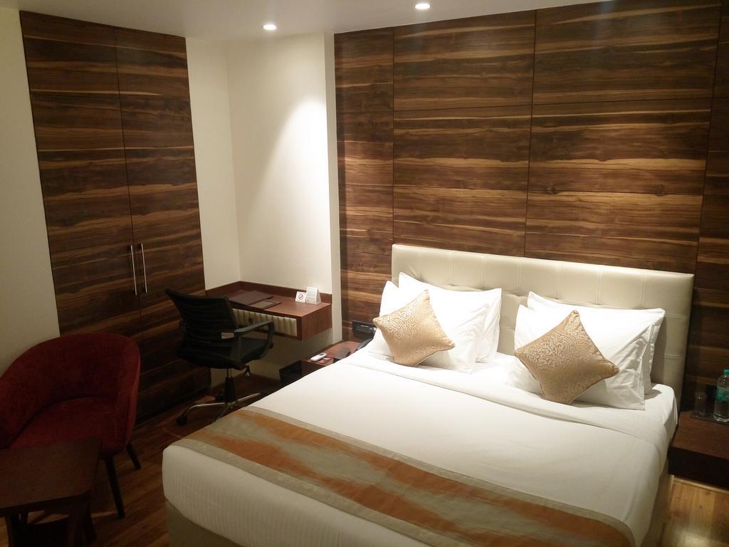 Connaught Royale Delhi Hotel New Delhi