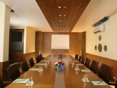 Hotel ​justa Panchsheel Park