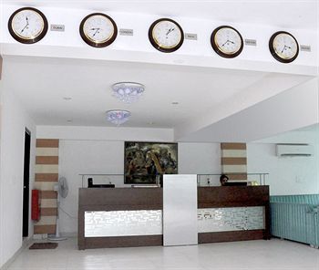 Dwarka Palace Hotel