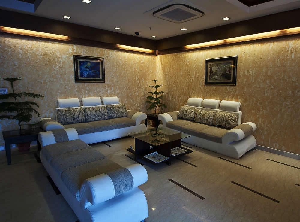 Hotel Divine Paradise Tavisha 3*