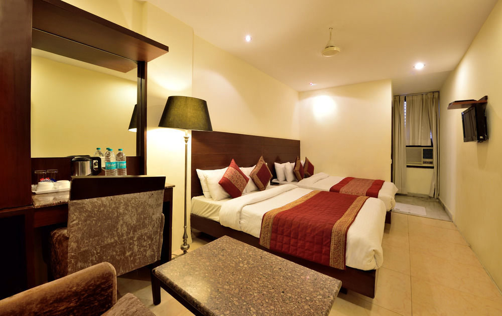The Raj At Railway Station 3* New Delhi