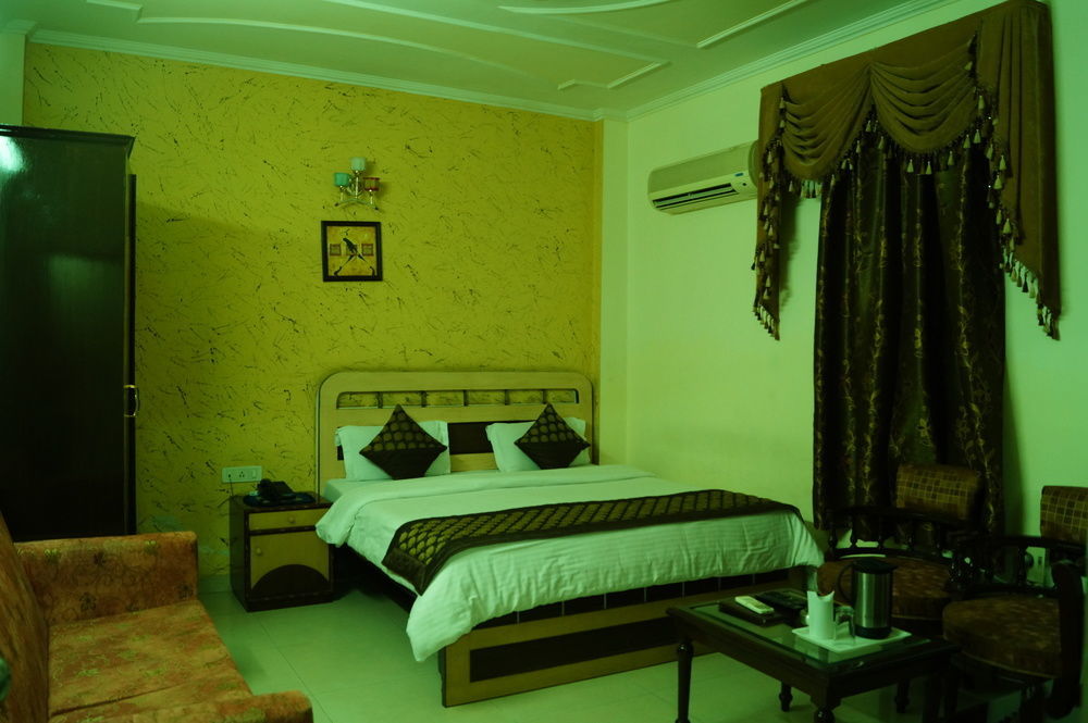 Treebo Paras International Delhi (National Capital Territory of India)