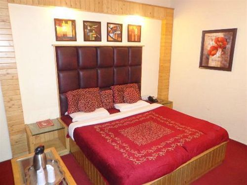 Lal's Haveli Hotel