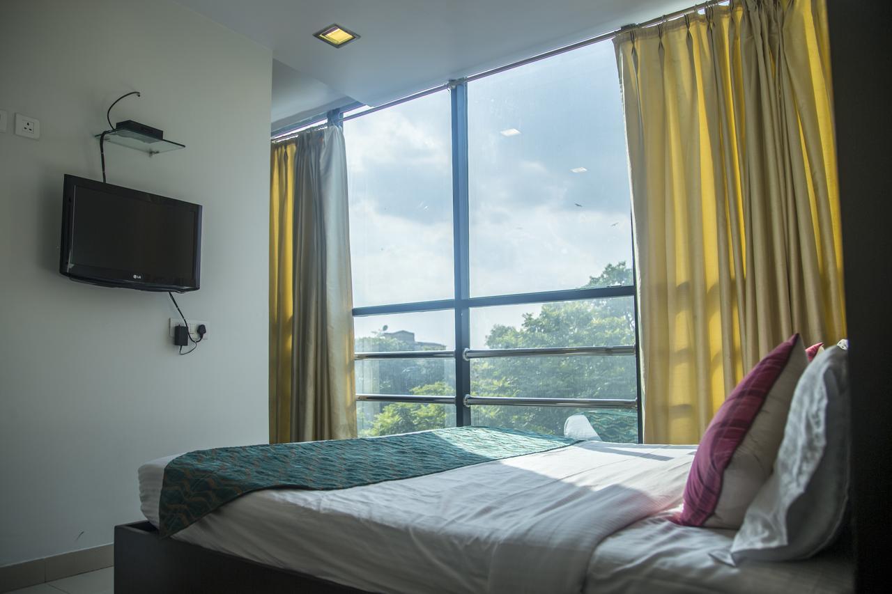 Amby Hotel 3*