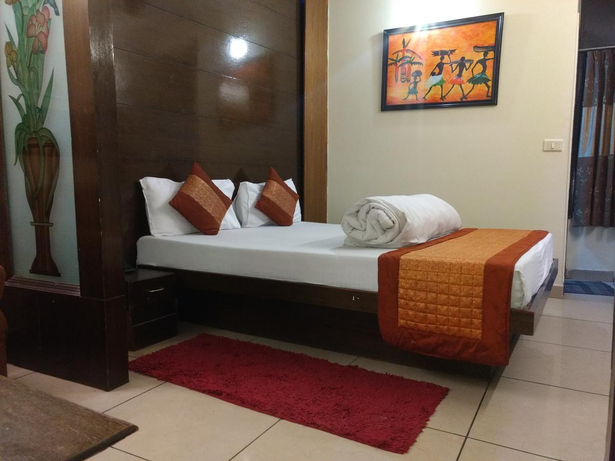 Hotel Sun Village Near Railway Station Nova Deli