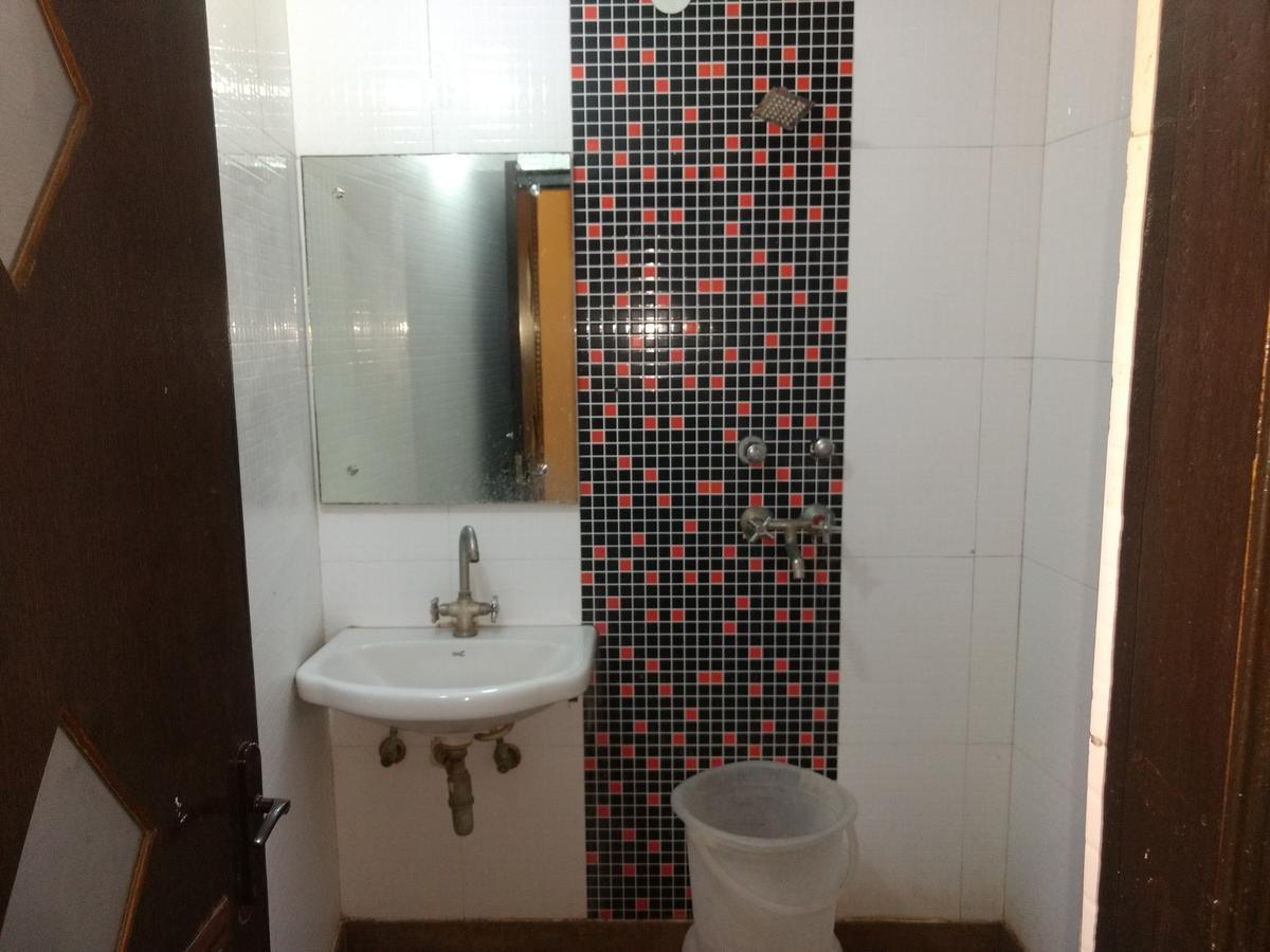 Hotel Sun Village Near Railway Station Nova Deli