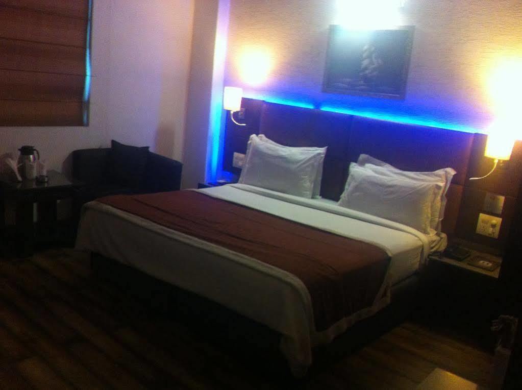 Beyond Hotel 3*