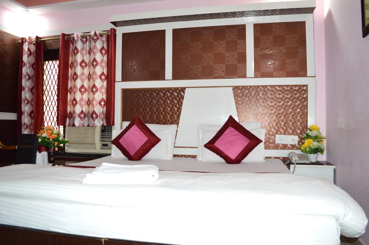 Su Shree Continental 5 Minutes Walk From Railway Station 3*