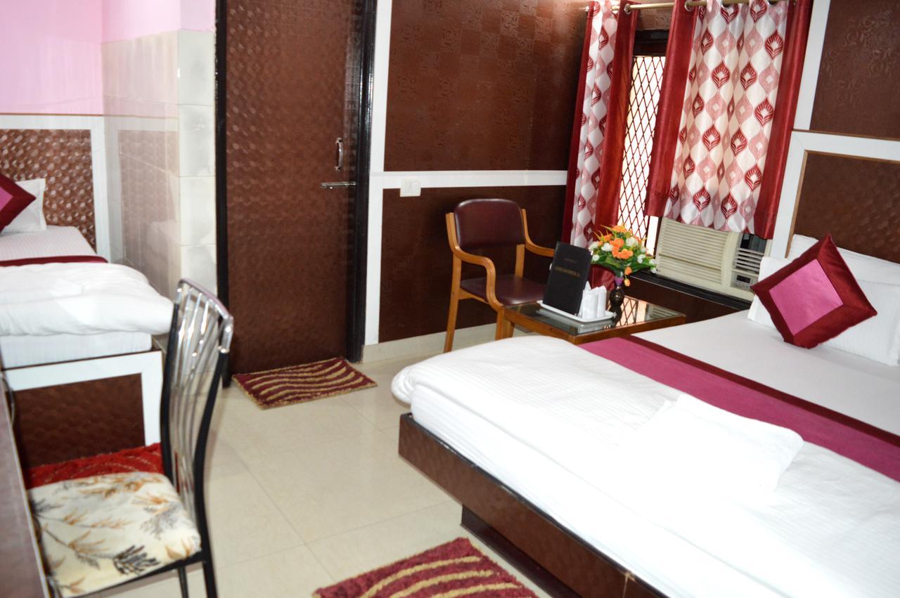 Su Shree Continental 5 Minutes Walk From Railway Station New Delhi
