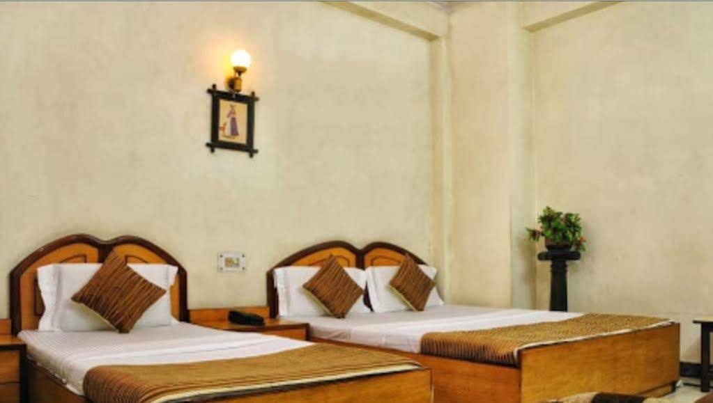Star Paradise Guest house New Delhi