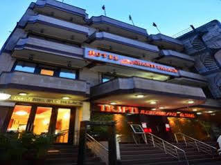 Shanti Palace West Hotel