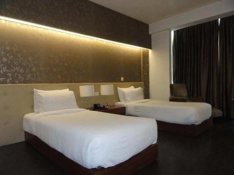 Fabhotel Prime Sage Hotel New Delhi