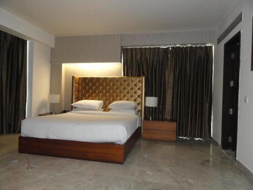 Fabhotel Prime Sage New Delhi