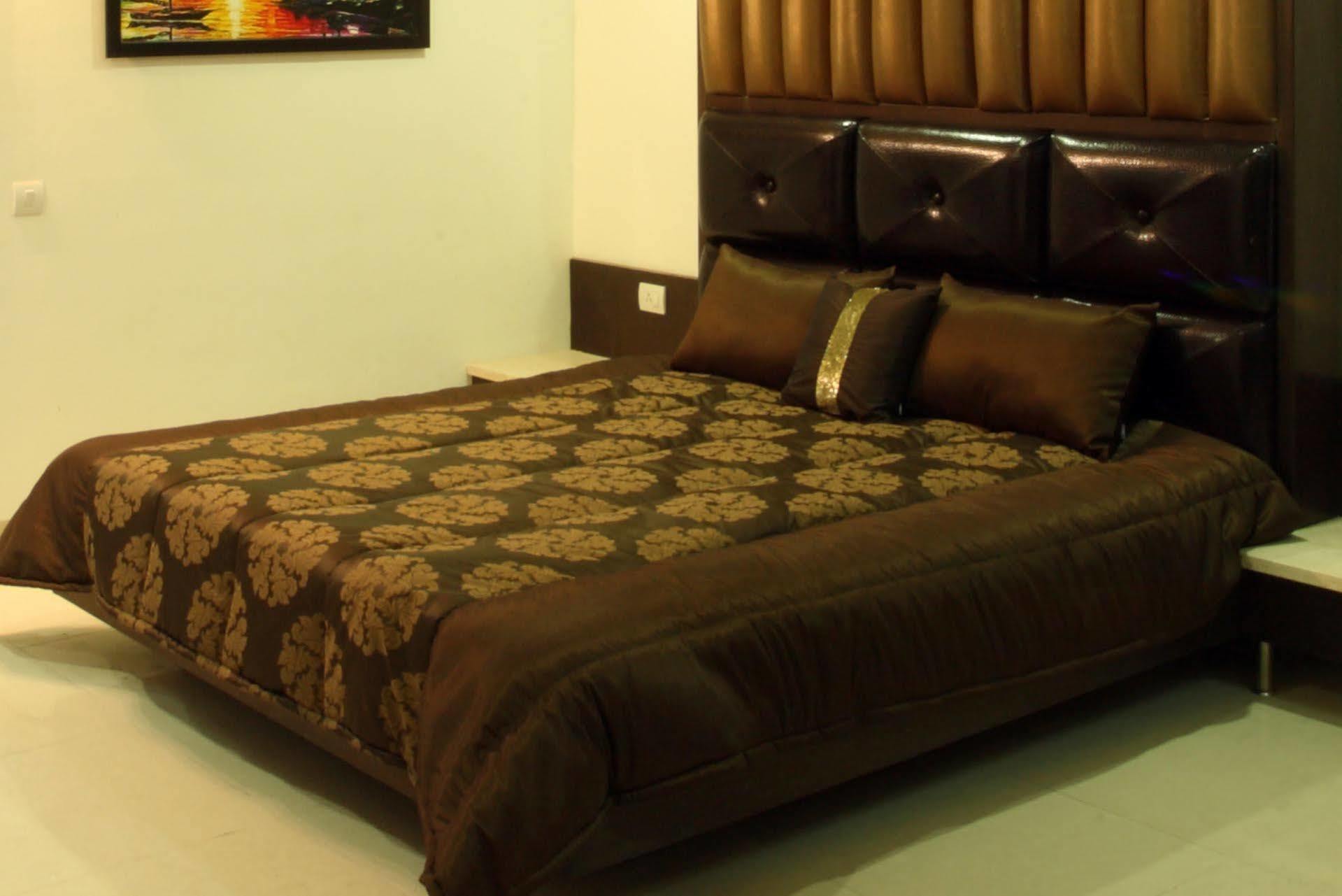 Surya Plaza Hotel