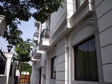 Hotel ​justa Panchsheel Park New Delhi
