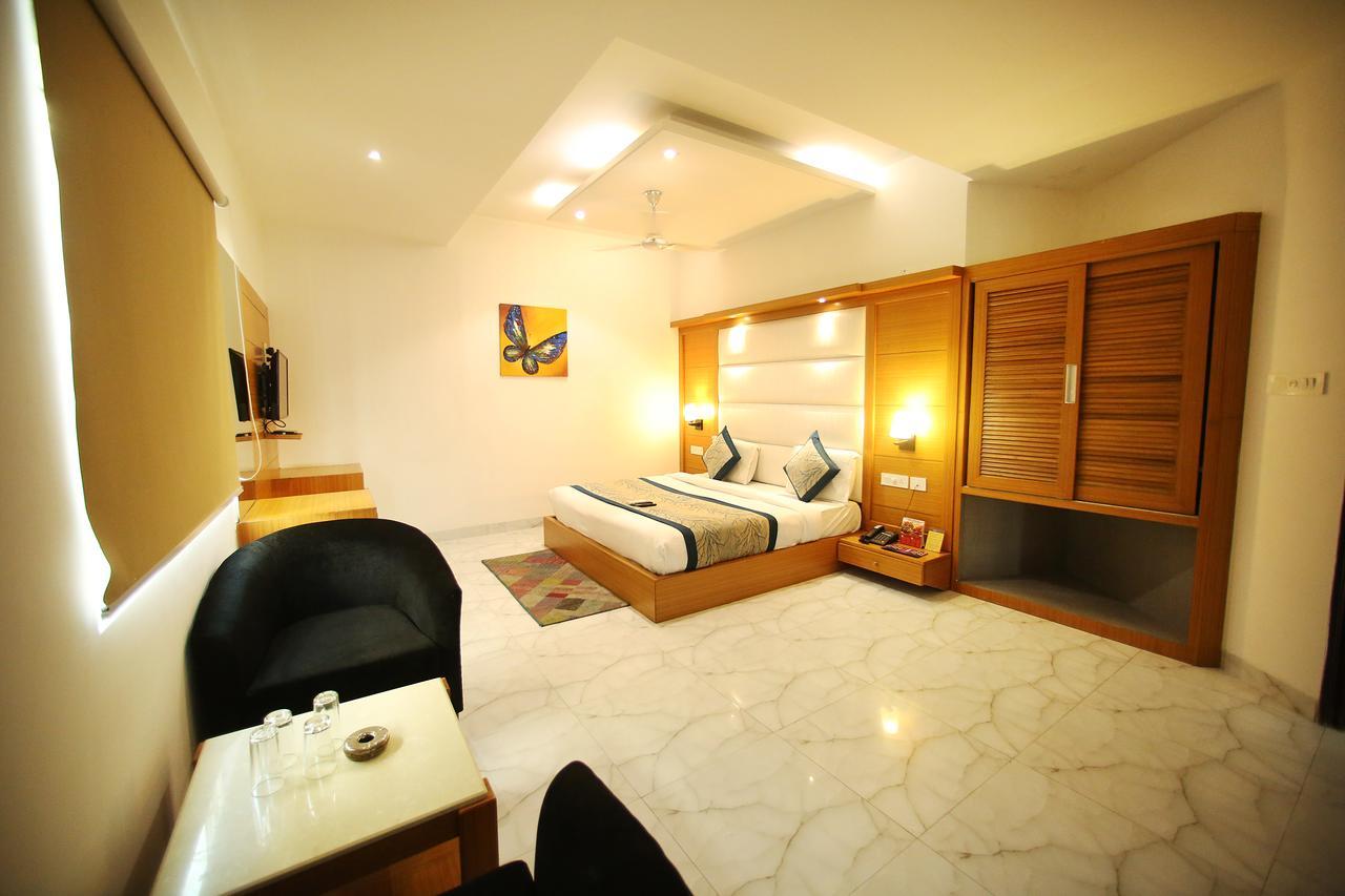Aero Star Near Delhi Airport Hotel