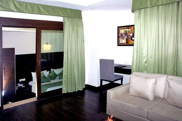 Hotel Jht