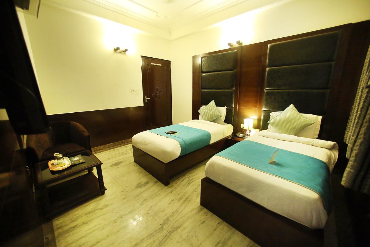 Aero Star Near Delhi Airport Hotel 3*
