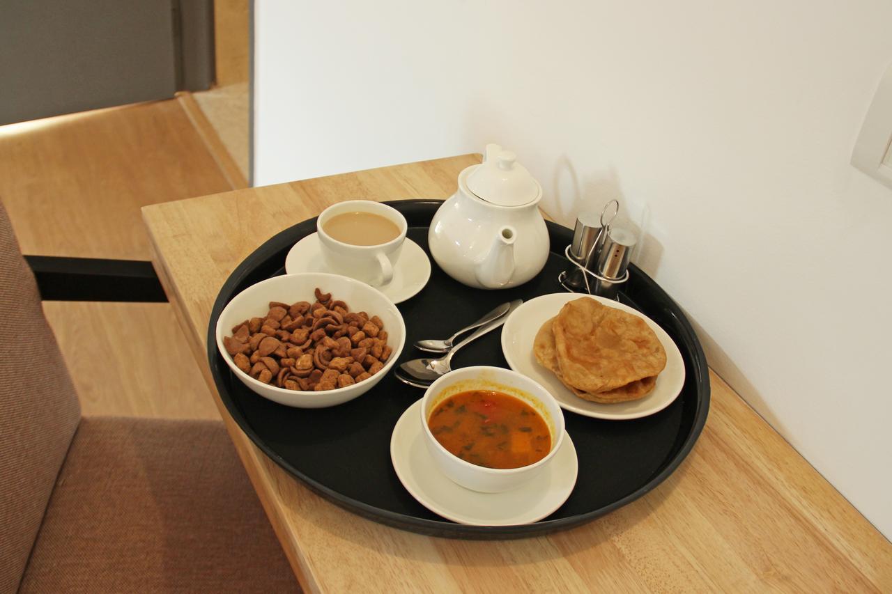 The Raj At Railway Station 3*