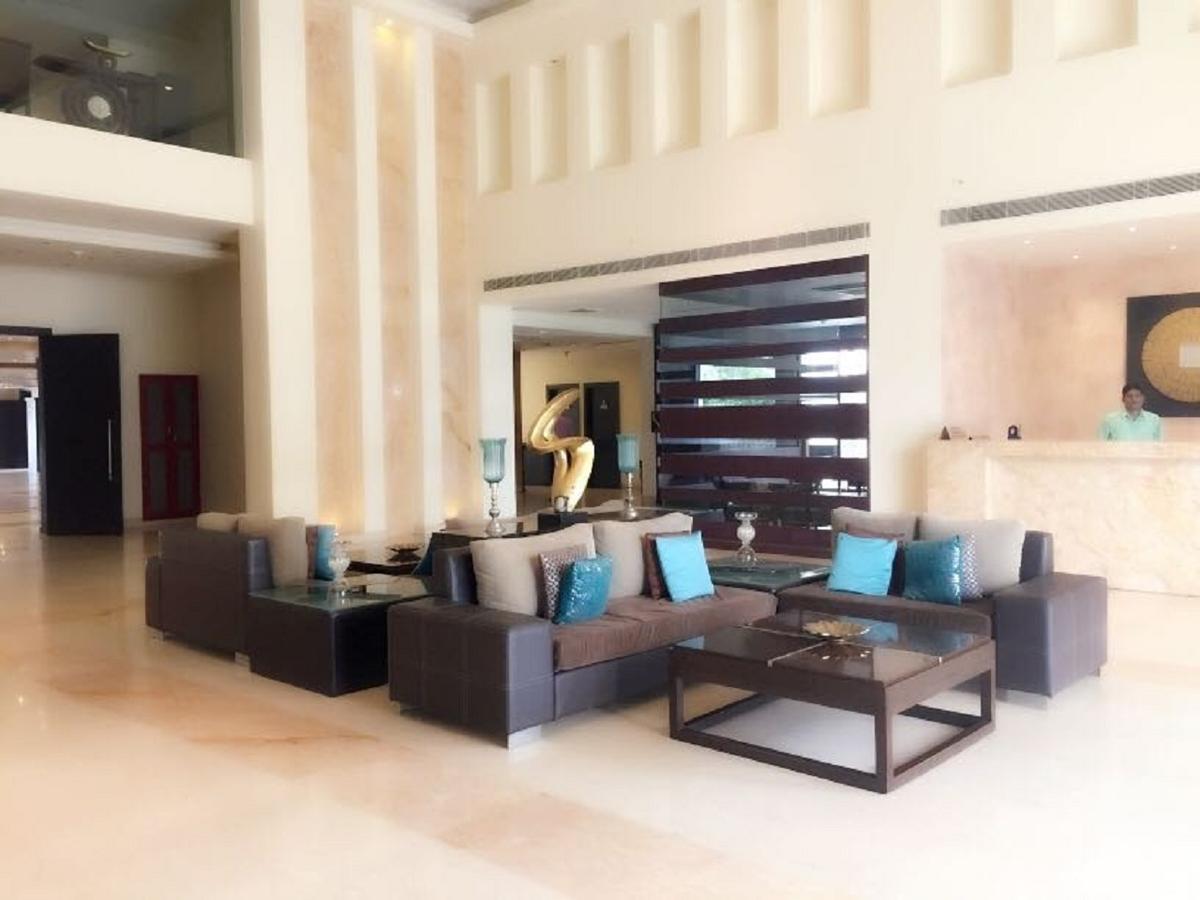Vista Hotel 3*