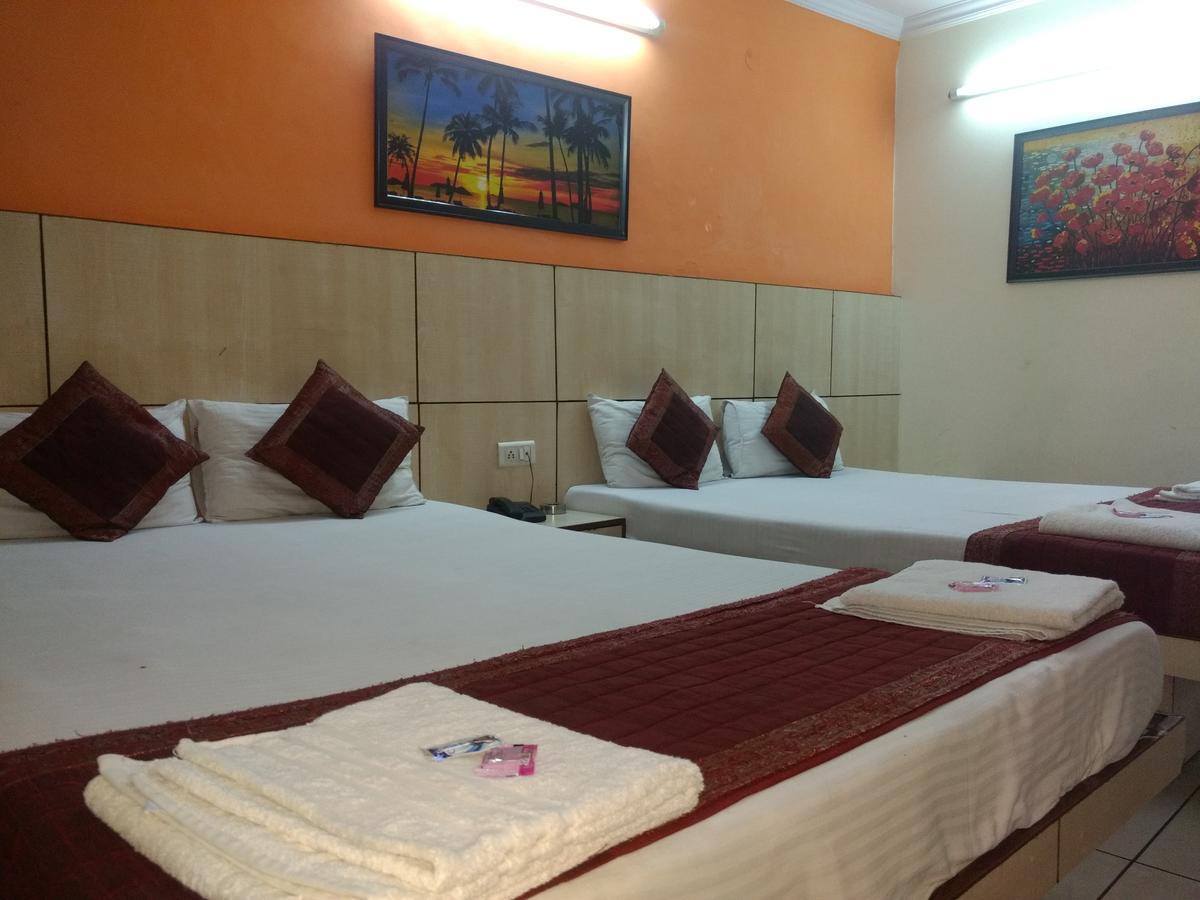 Sun Village Near Railway Station Hotel 2*